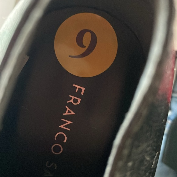 FRANCO SARTO BLACK FAUX LEATHER CHUNKY HEEL ANKLE BOOTS 🖤💋- 9 - Picture 8 of 10